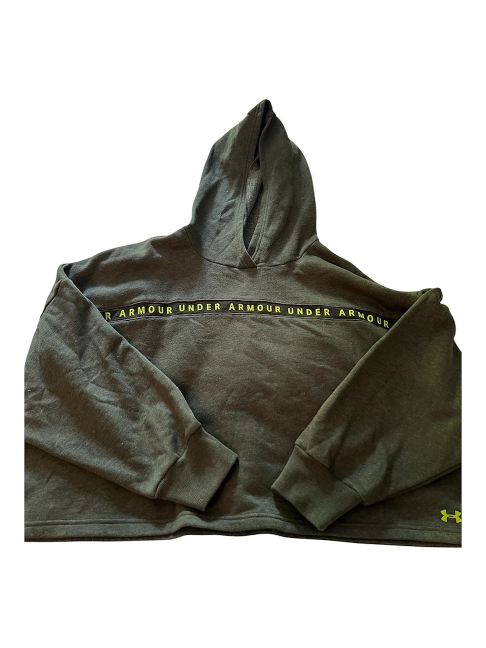 NWOT Women’s Cropped Oversized Under Armour Hoodie